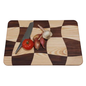 skärbräda i ask och valnöt